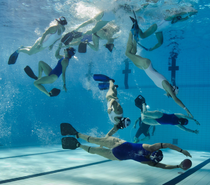 Illustration for article titled Why is underwater rugby the new generation of water sports, and where should you try it?